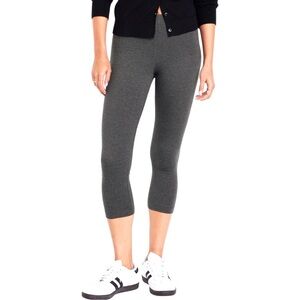 Old Navy Active Go-Dry Elevate Crop Legging in Heathered Grey Size Medium